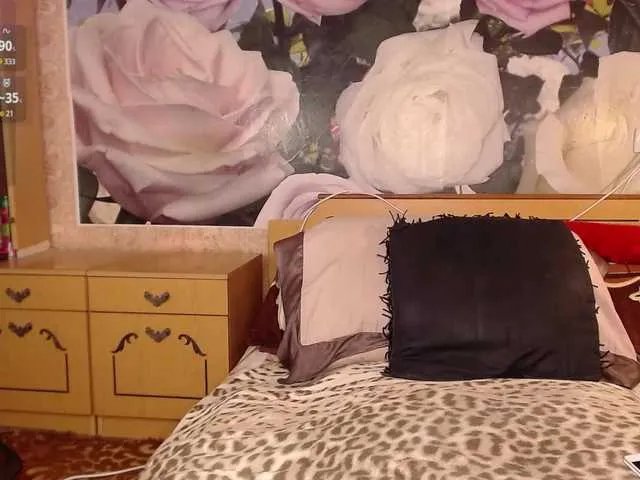 Offline -Karolina555- on BongaCams