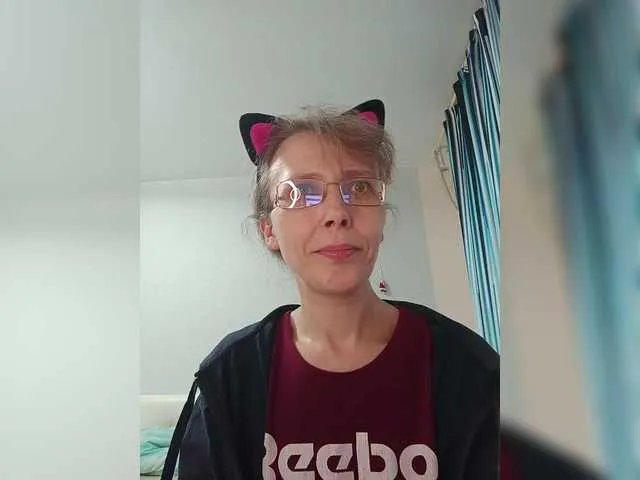 Freechat -queen-margo- on BongaCams