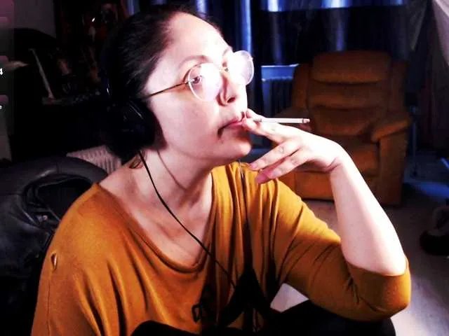 Offline 1imperatriza on BongaCams