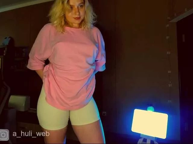 Offline A-Huli on BongaCams