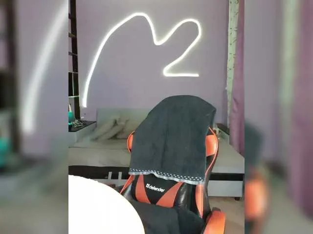 Offline a-squirter on BongaCams