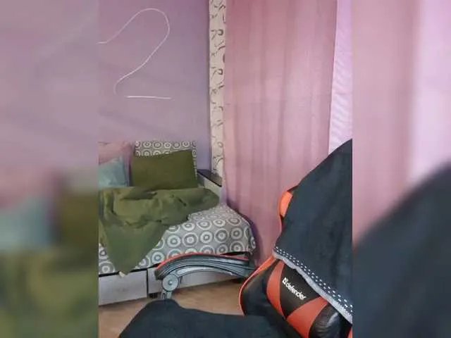 Offline a-squirter on BongaCams