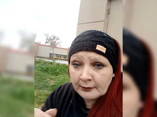 Offline Adelaideskyy on BongaCams