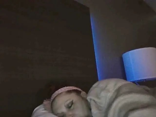 Offline Adelaideskyy on BongaCams