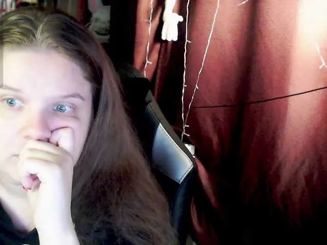 Offline alicepussy on BongaCams