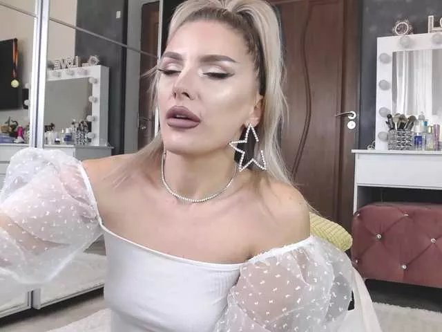 Allesya23 on BongaCams