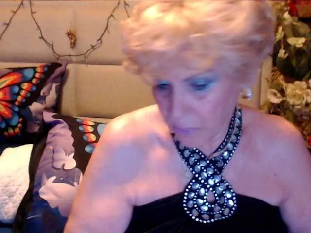 Offline ANGELGRANNY on BongaCams
