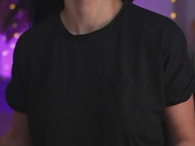 Antoniagold — Dig in deep to make it #squirt  #lovense #bigboobs #anal #brunette