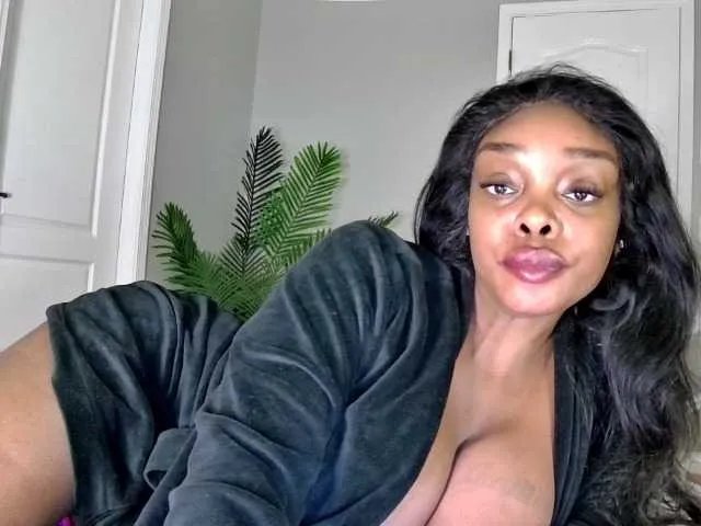 Freechat Ataliahh on BongaCams