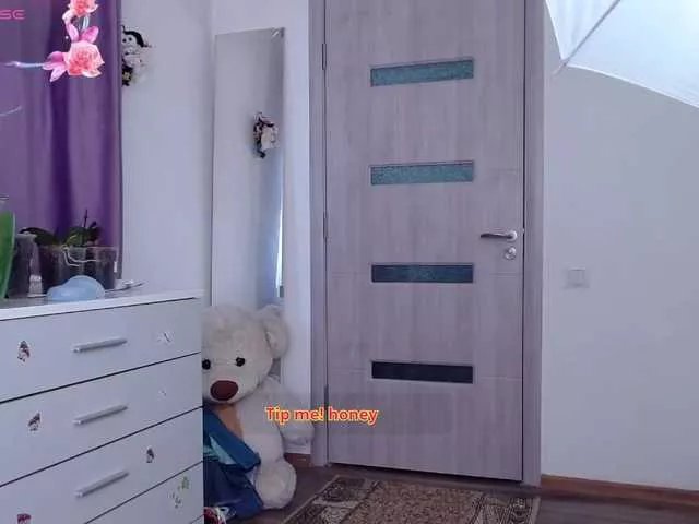 azalea66 on BongaCams 