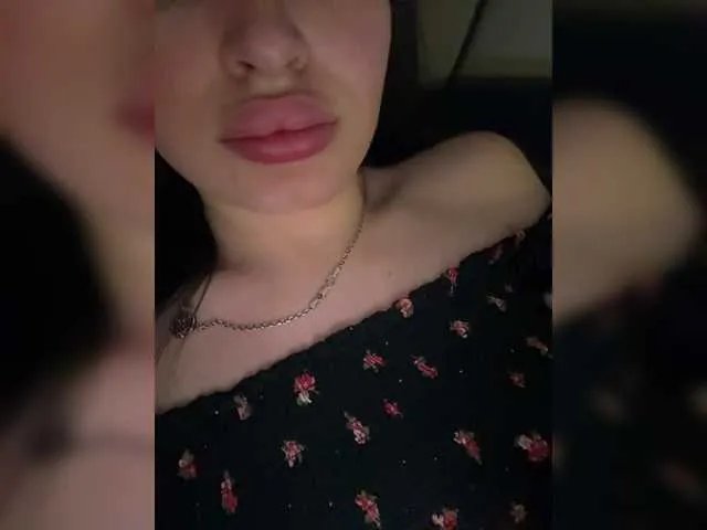 Offline babyymommyanddadyy on BongaCams