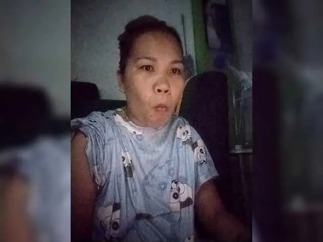 Offline Bunnygreen on BongaCams