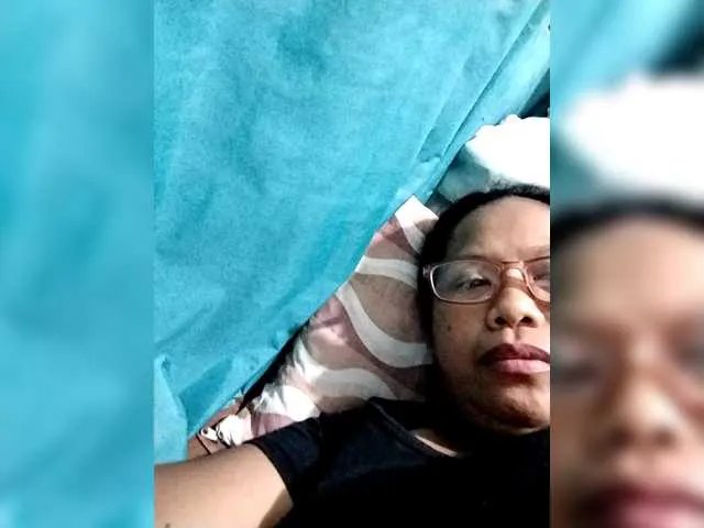 Freechat Chatty22 on BongaCams