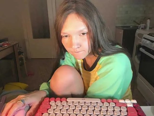 Freechat Cute-Lolly on BongaCams