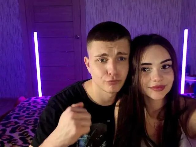 Freechat DenisSofia on BongaCams