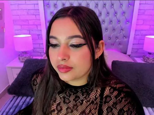 Freechat EinnyMure on BongaCams