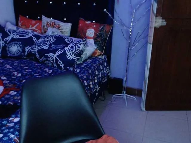 Freechat ElizabethTaylor8 on BongaCams