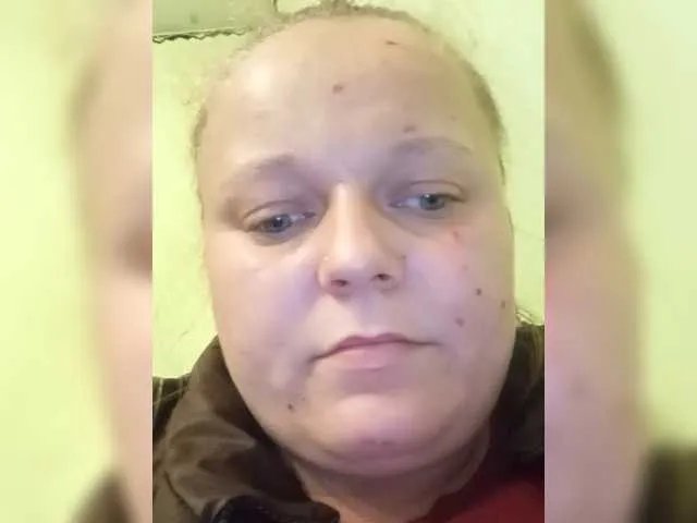 Offline EmmaXlove on BongaCams