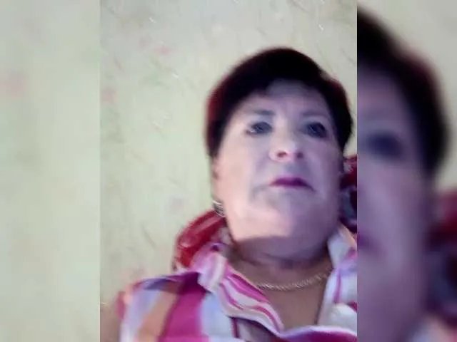 Offline Empresswoman on BongaCams