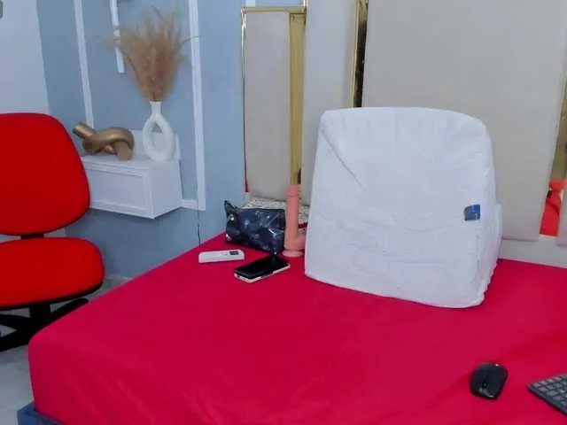 Offline EmySandoval on BongaCams