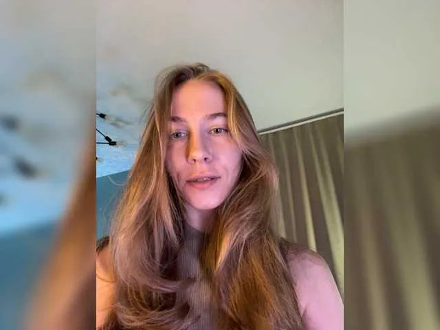 Offline eva-adamova on BongaCams