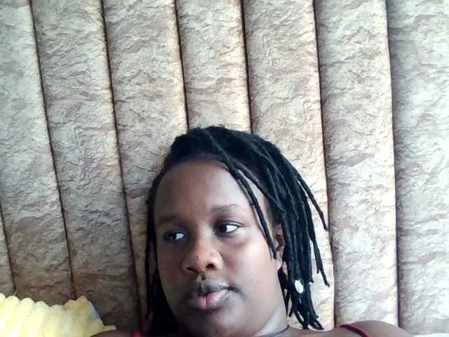 Freechat Fine-ass-bitch on BongaCams