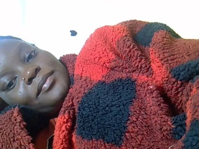 Freechat Fine-ass-bitch on BongaCams