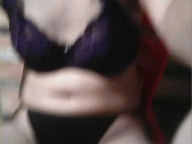 Offline flowerhairypinay on BongaCams