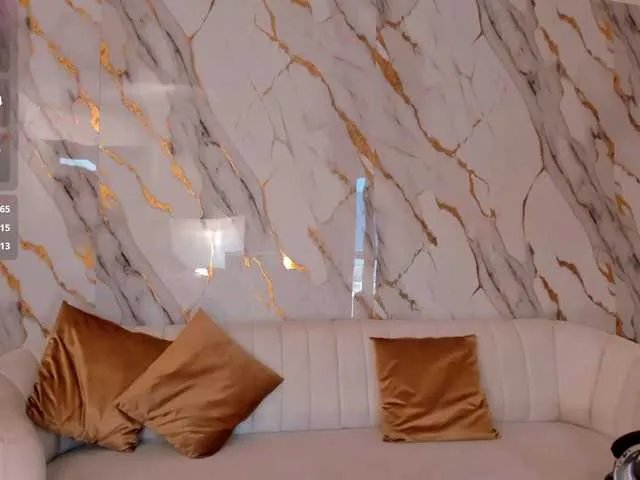 Offline GiaFerrara on BongaCams