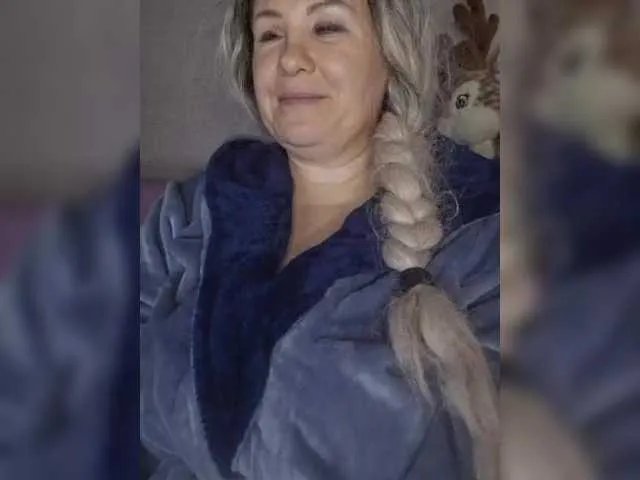 Offline HaisonEris1 on BongaCams