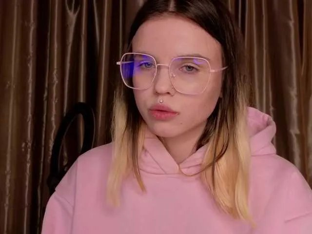 HannaCristal on BongaCams 