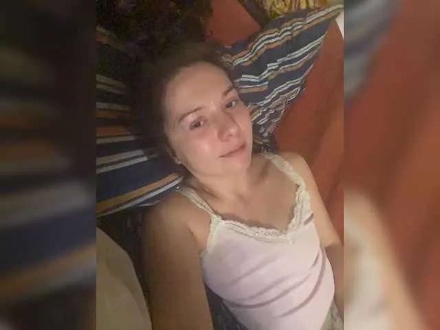 Offline HelgaLeo on BongaCams