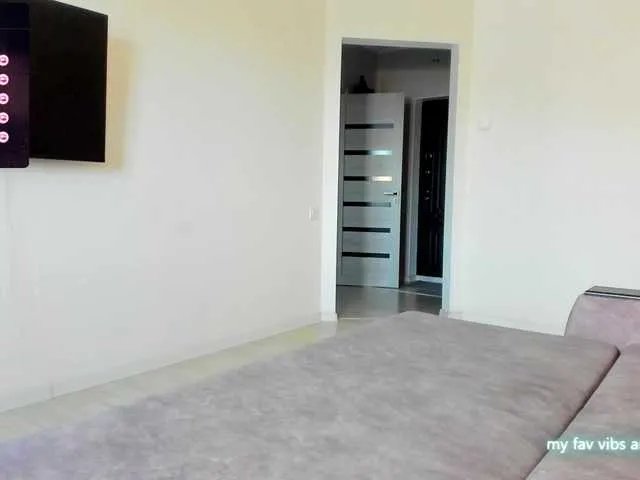 Offline hi-eva7 on BongaCams