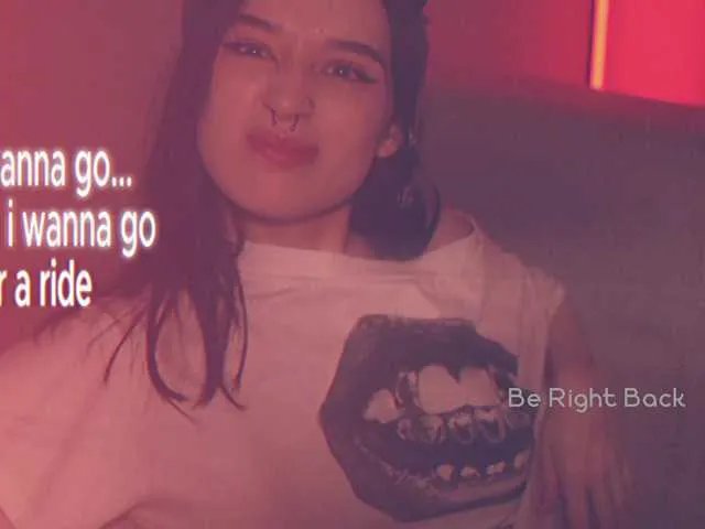 Offline hor-neyJ0zy on BongaCams