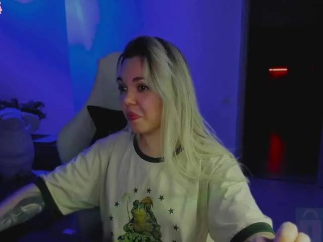 Offline hotbabatopp on BongaCams