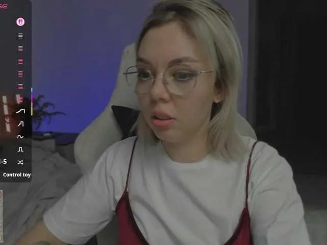 Offline hotbabatopp on BongaCams