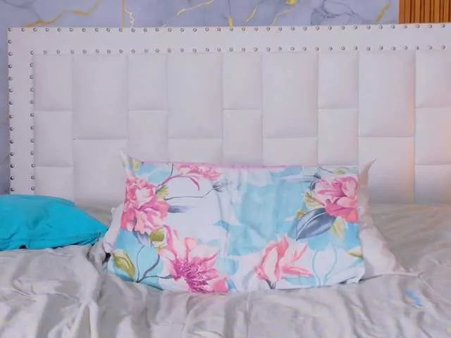 Indiancutiie on BongaCams 