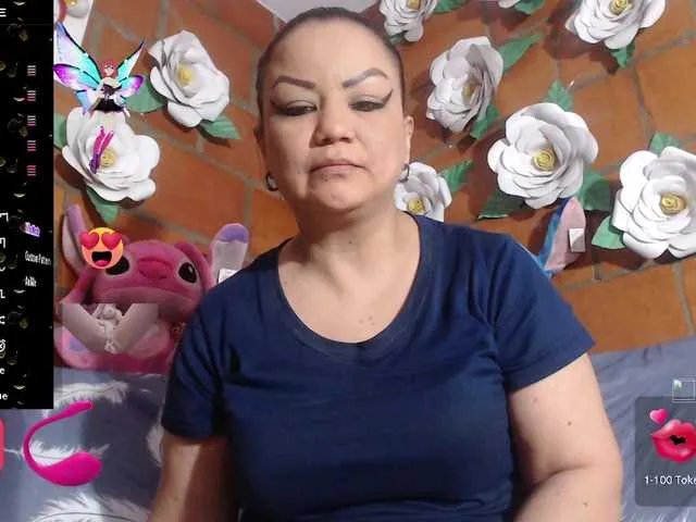 Offline IngritBitch on BongaCams