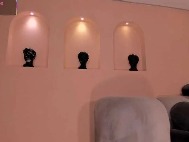 Offline IsabellaMoreau on BongaCams