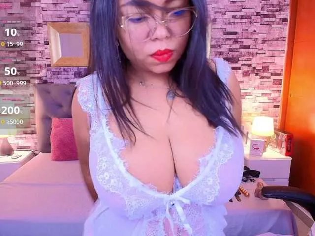 Offline italy-boobs on BongaCams