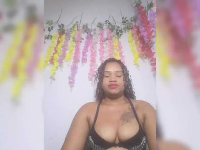 Offline Julianna-1 on BongaCams