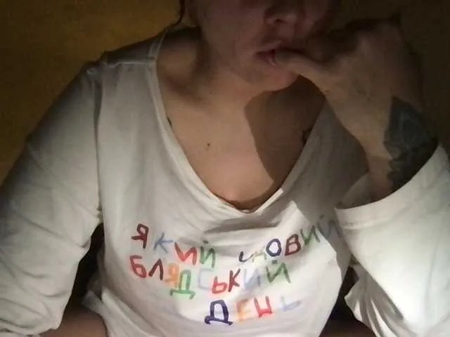 Offline Karolina33a on BongaCams