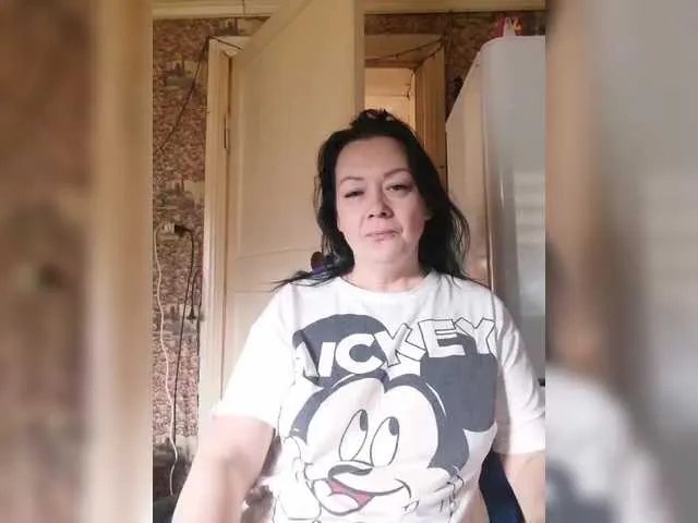 Offline Klassnaya-1 on BongaCams