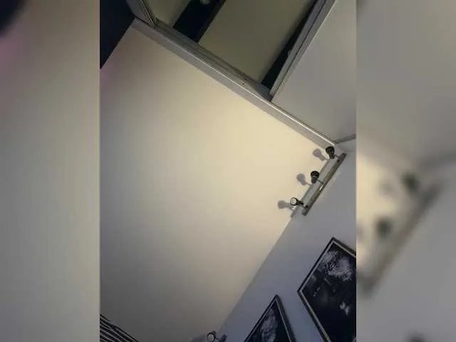 Offline Kotofeyka1 on BongaCams