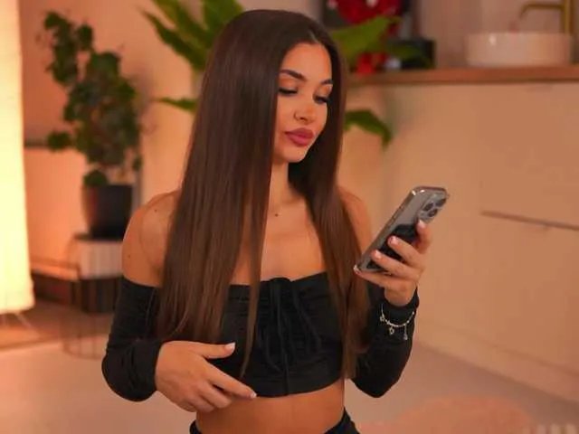 Freechat KyssaraPlay on BongaCams