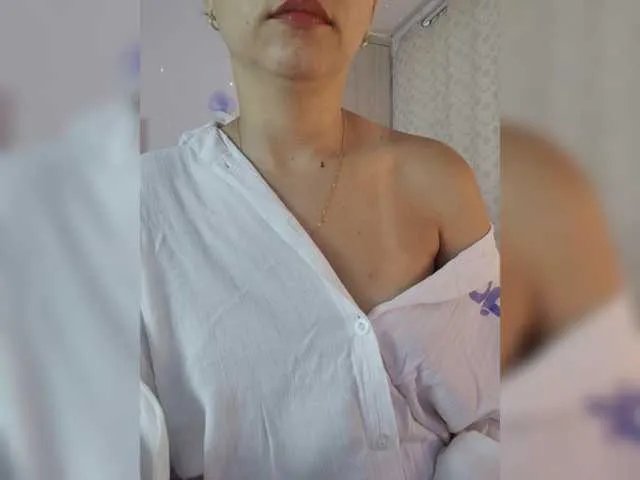 Freechat LarisaMaia on BongaCams