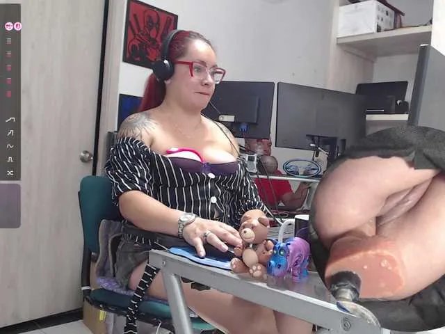 Offline Leidydi223 on BongaCams
