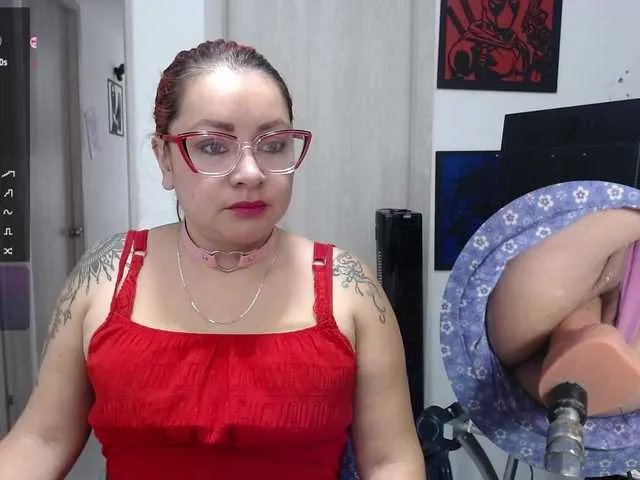 Offline Leidydi223 on BongaCams