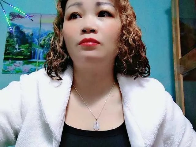 Freechat Linhanhsex2k on BongaCams