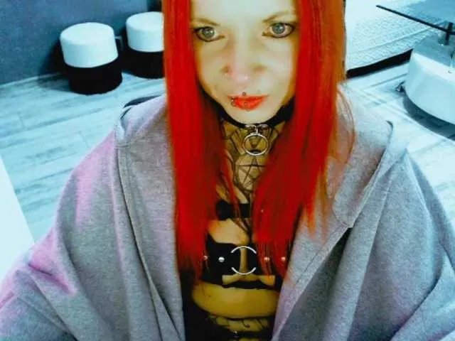 Offline LisaModel on BongaCams